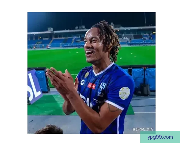 利雅得新月4000万欧锁定21岁莱昂纳多年薪500万引足坛热议